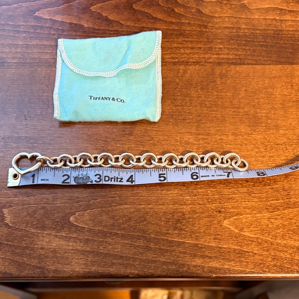 Tiffany & Co. Silver Heart Link Bracelet - Picture 5 of 7